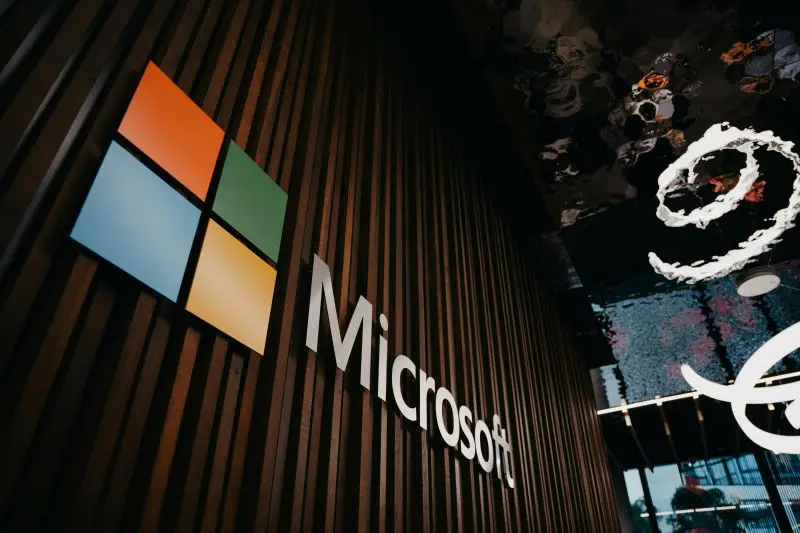Microsoft Using Chinese Engineers